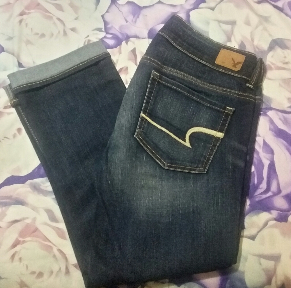 American Eagle Crop Jeans